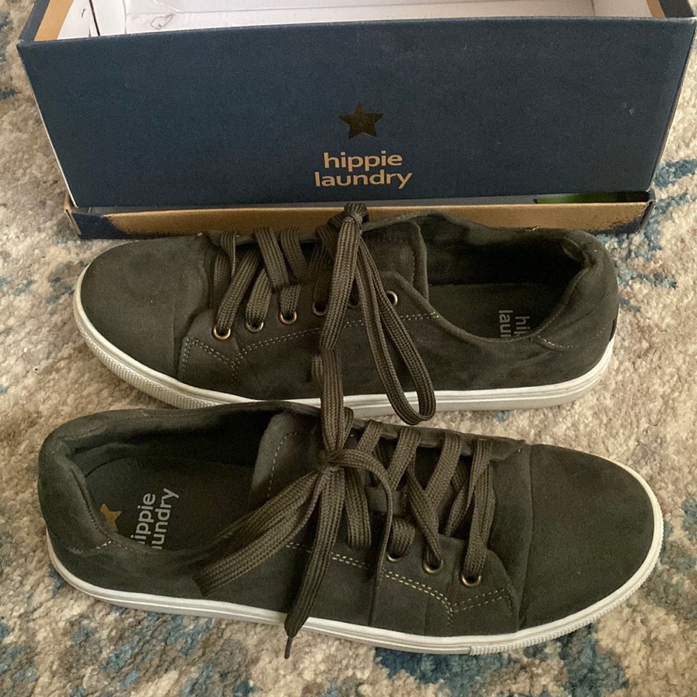 Hippie Laundry green suede sneaker shoes